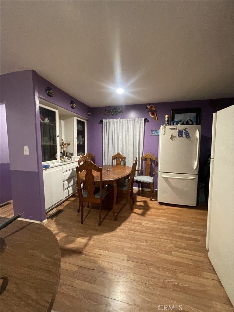 10001 Frontage Road 73