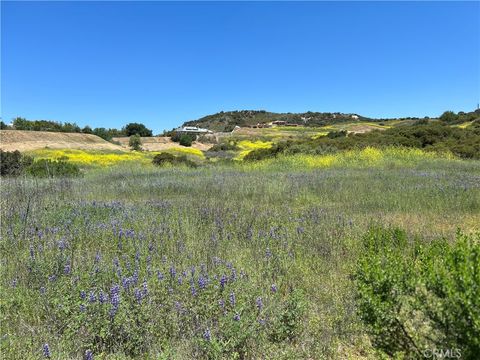 Photo of 24201 Mulholland Highway, Calabasas, CA 91302 (MLS # SR25012563)