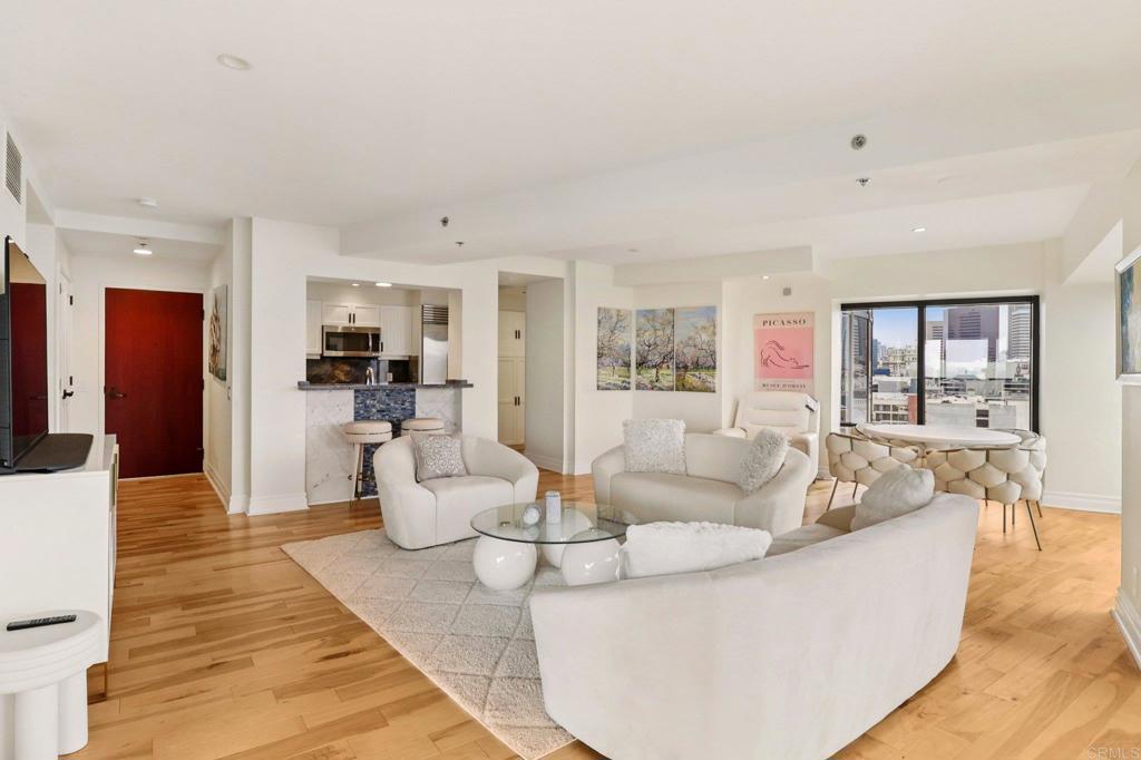 100 Harbor Drive 1106