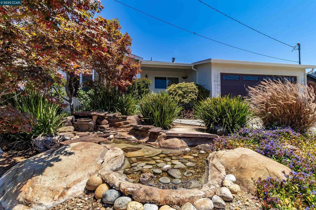 1349 Montana Dr