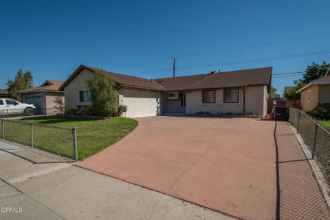Photo of 1172 Eston Street W, Camarillo, CA 93010 (MLS # V1-39272)