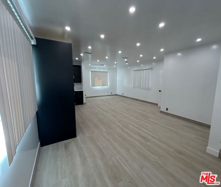na - Residential