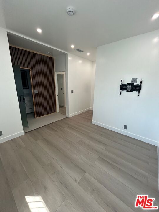 na - Residential