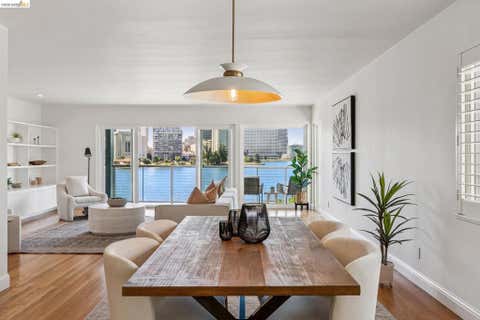Photo of 1410 Lakeshore Ave AVE #5, Oakland, CA 94606 (MLS # 41138287)