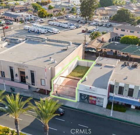 Photo of 11218 Long Beach Blvd, Lynwood, CA 90262 (MLS # PW25261652)