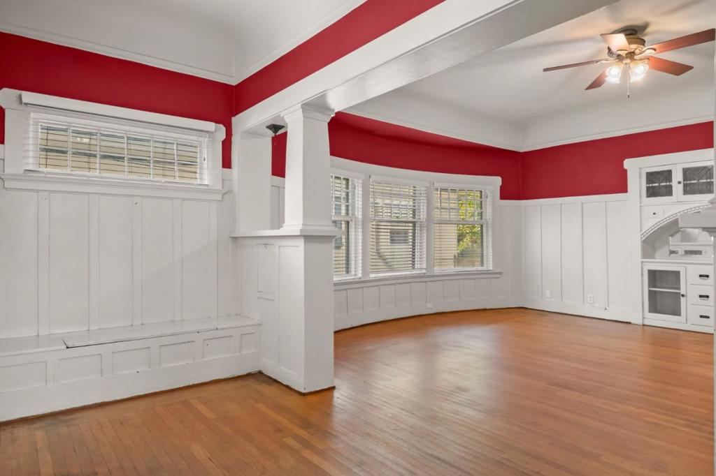 285 N 5th Street