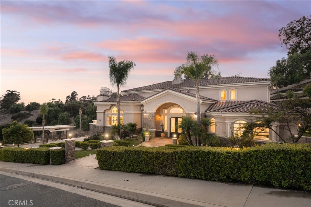Properties 2 15841 Aurora Crest