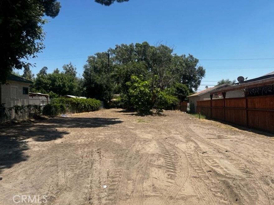 This is a great opportunity for building and owning your own business! Property boasts a great location where lots of development is taking place. It’s near the 215 and 210 freeways, close to retail centers. The possibilities are endless.Vacant lot zoned commercial/office in San Bernardino.