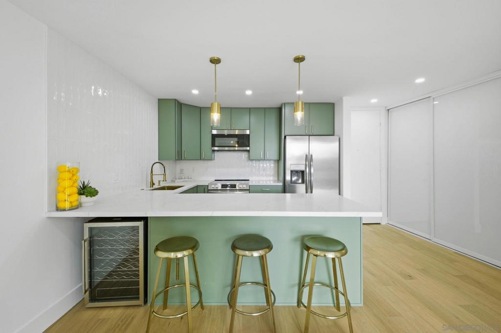 3050 Rue Dorleans 308