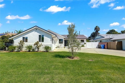Photo of 7746 Sunnybrae Ave, Los Angeles, CA 91306 (MLS # SR26203267)