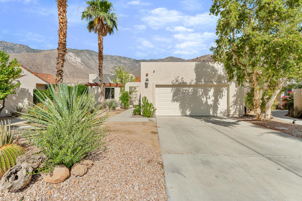2896 Medina Court