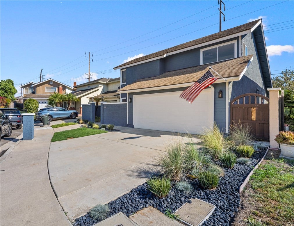 987 Modjeska, Costa Mesa CA 92627 - Photo 1