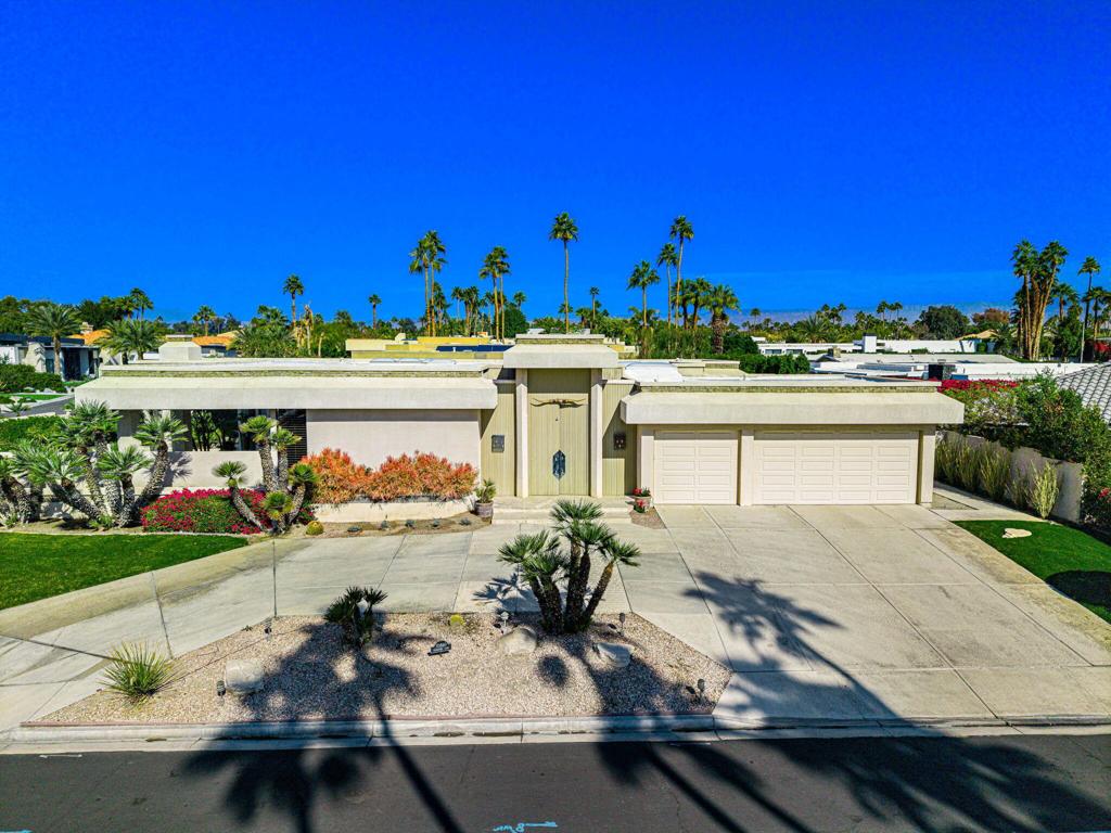 70860 Tamarisk Lane
