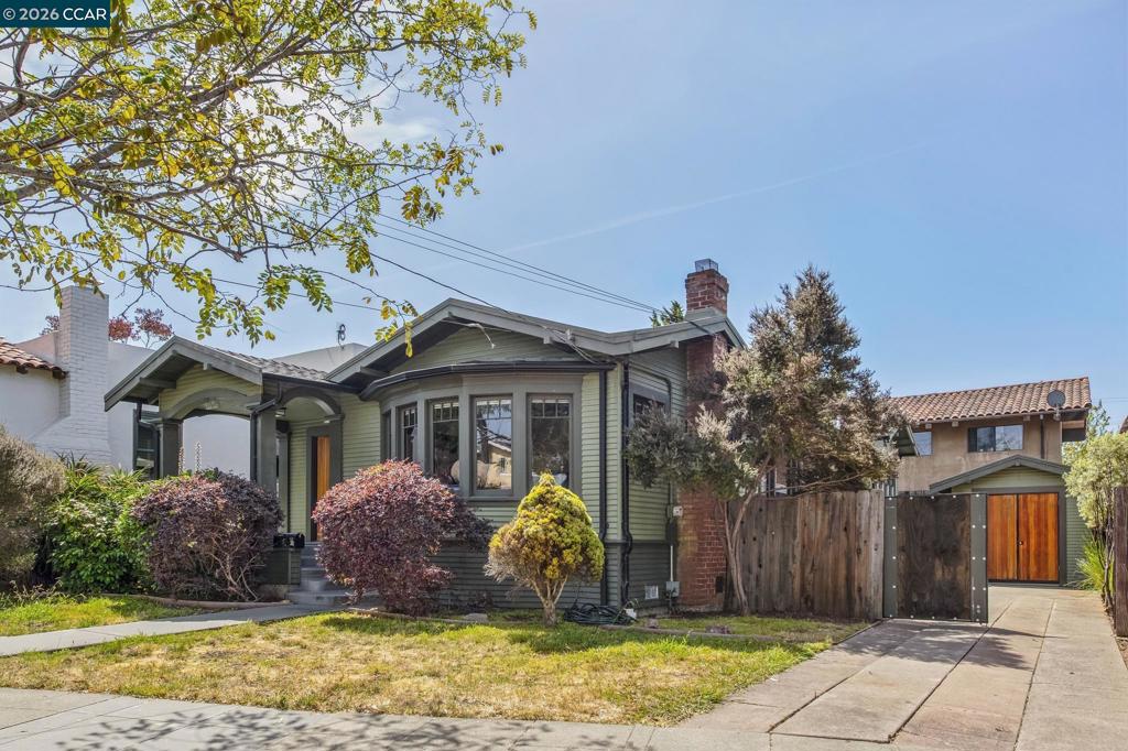1242 Hopkins St.