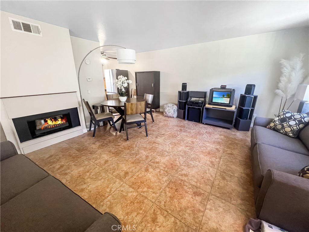 400 S Flower Street 131