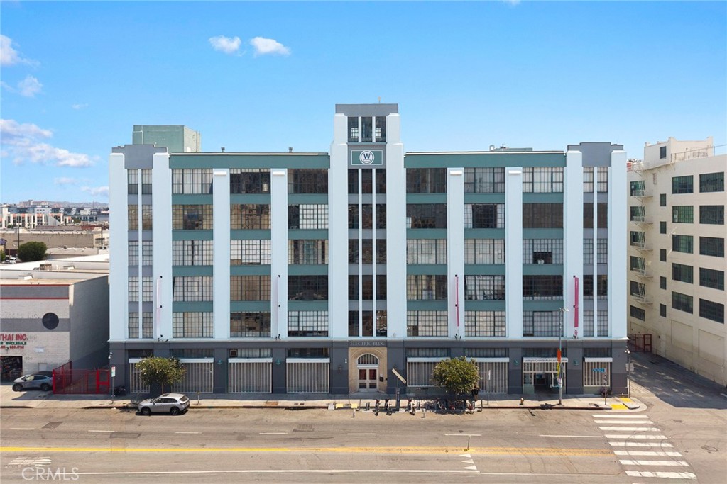 420 S SAN PEDRO Street 427