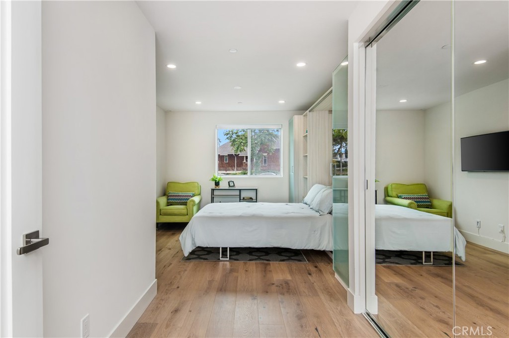 3920 E Coast Highway