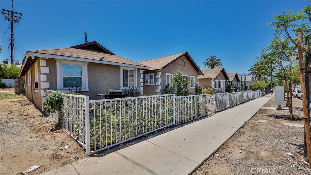 120 W Heald Avenue