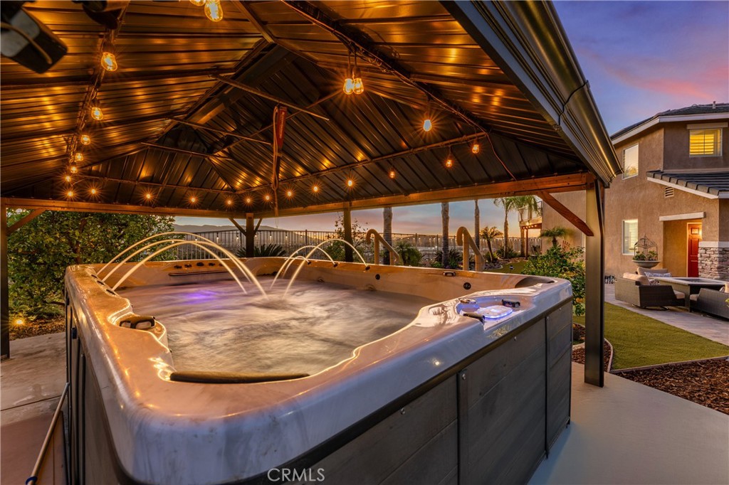 16123 Setting Sun Circle