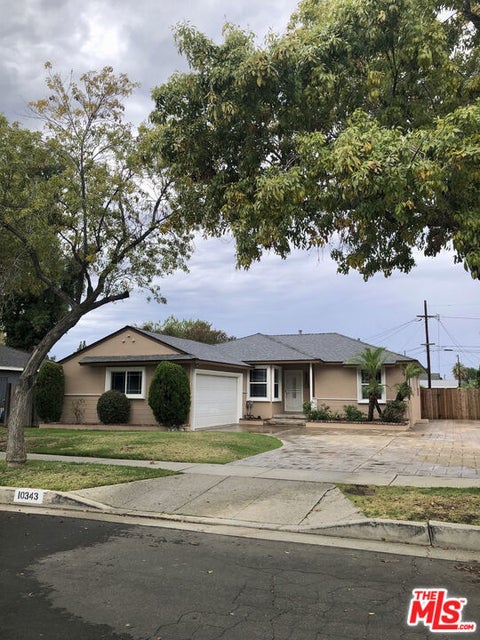 Photo of 10343 Dempsey Avenue, Los Angeles, CA 91344 (MLS # 26984979)