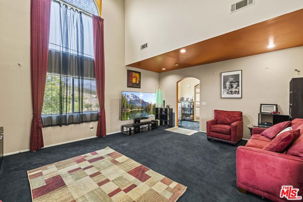 Photo of 21683 Wo He Lo Trail, Chatsworth, CA 91311 (MLS # 25585869)