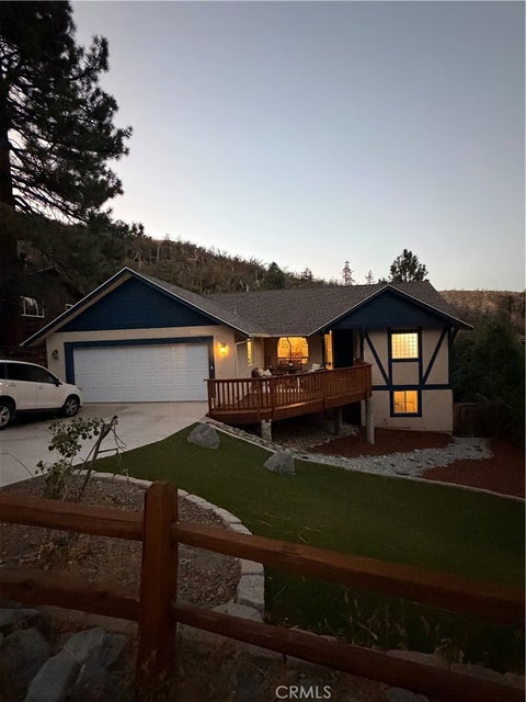 Photo of 26633 Timberline Drive, Wrightwood, CA 92397 (MLS # CV26064576)