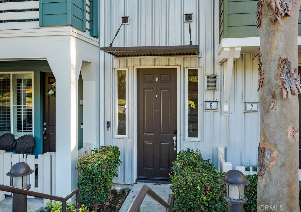 Photo of 5 Quartz Ln, Ladera Ranch, CA 92694 (MLS # CV26136135)