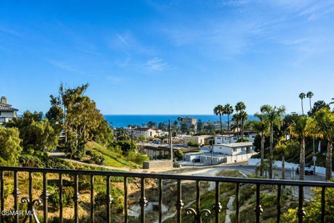 Tiny photo for 300 N Kalorama Street, Ventura, CA 93001 (MLS # 226003972)