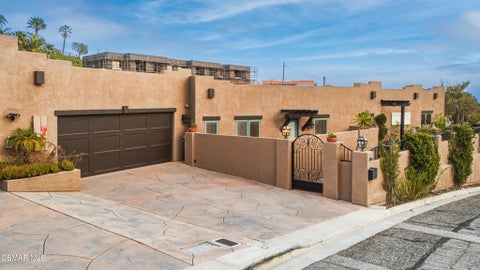 Tiny photo for 300 N Kalorama Street, Ventura, CA 93001 (MLS # 226003972)