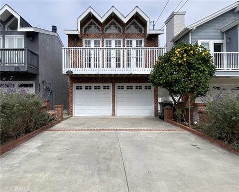 Photo of 1525 Carver ST, Redondo Beach, CA 90278 (MLS # SB26142253)