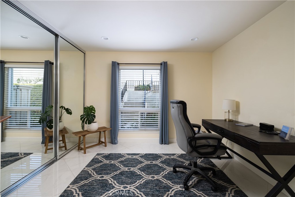 Mallorca Condos (MQ) - Residential