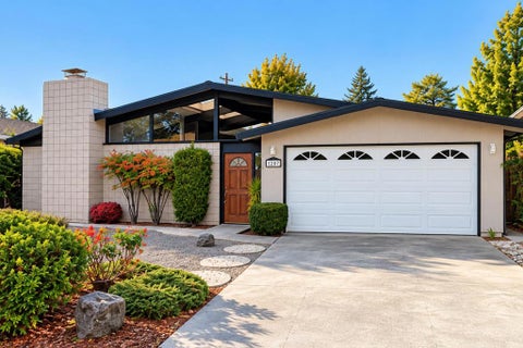 Photo of 1207 Robbia Drive, Sunnyvale, CA 94087 (MLS # ML82065407)