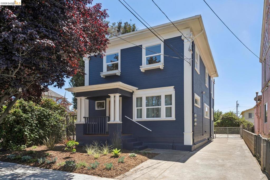 1075 53rd ST ST, Oakland CA 94608
