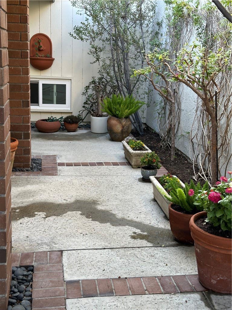 Photo of 47 Jasmine Creek DR, Newport Beach, CA 92625 (MLS # NP26174211)