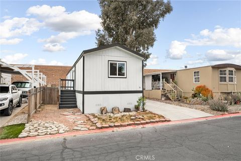 Photo of 350 E San Jacinto Ave, Perris, CA 92571 (MLS # IV26099354)