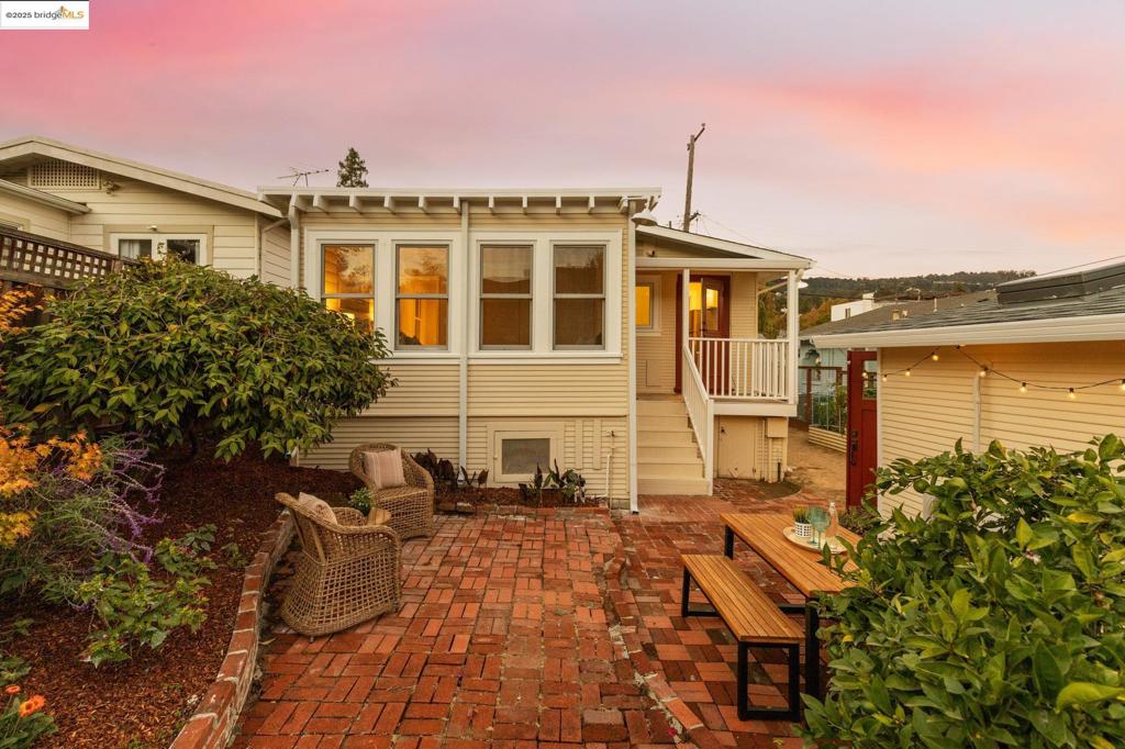 DIMOND DISTRICT - Residential