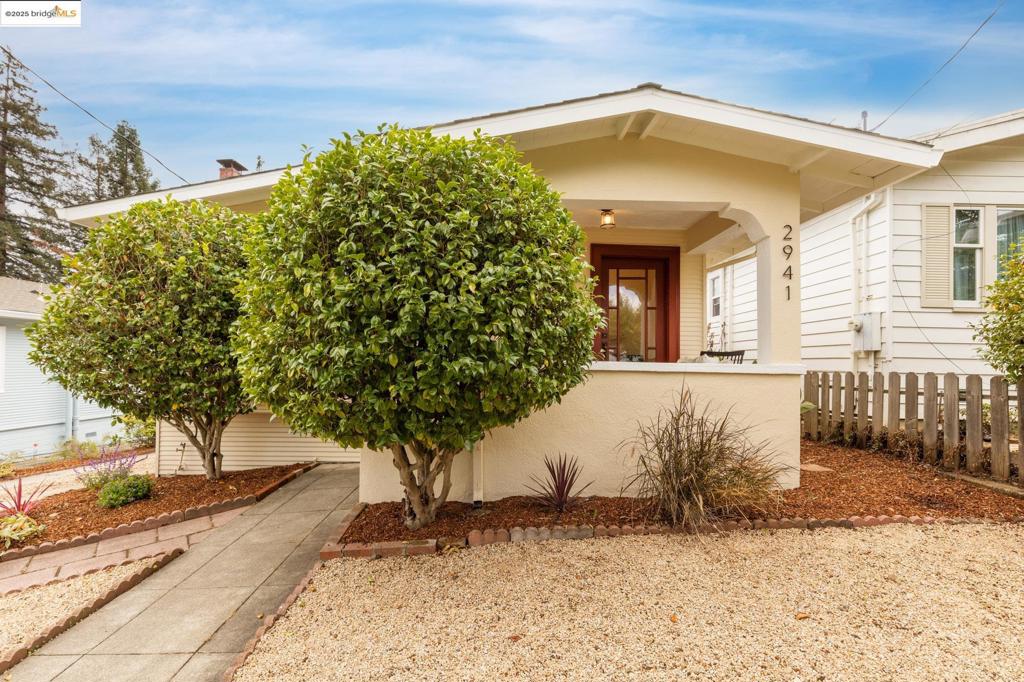 DIMOND DISTRICT - Residential