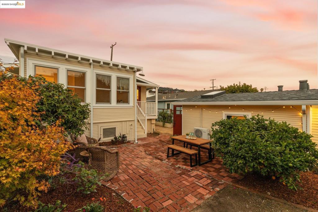 DIMOND DISTRICT - Residential