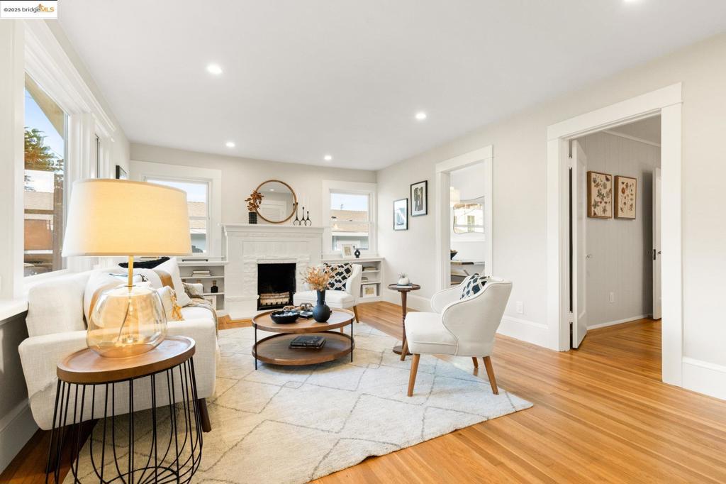 DIMOND DISTRICT - Residential