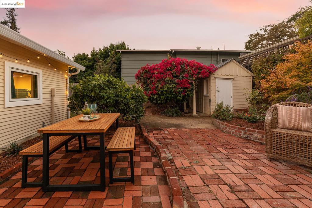 DIMOND DISTRICT - Residential