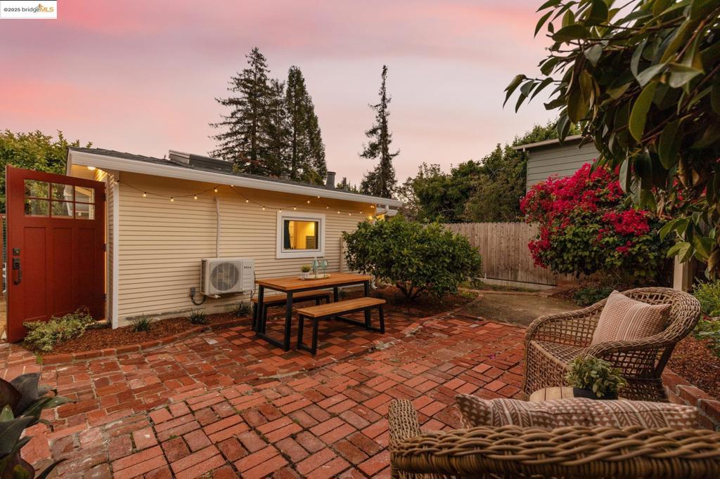 DIMOND DISTRICT - Residential