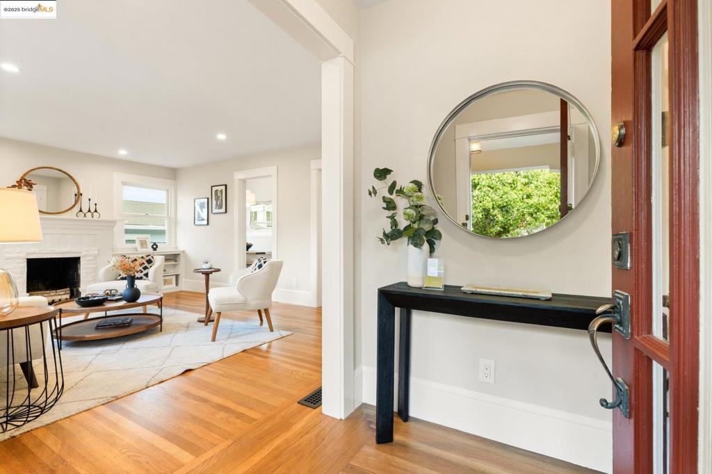 DIMOND DISTRICT - Residential