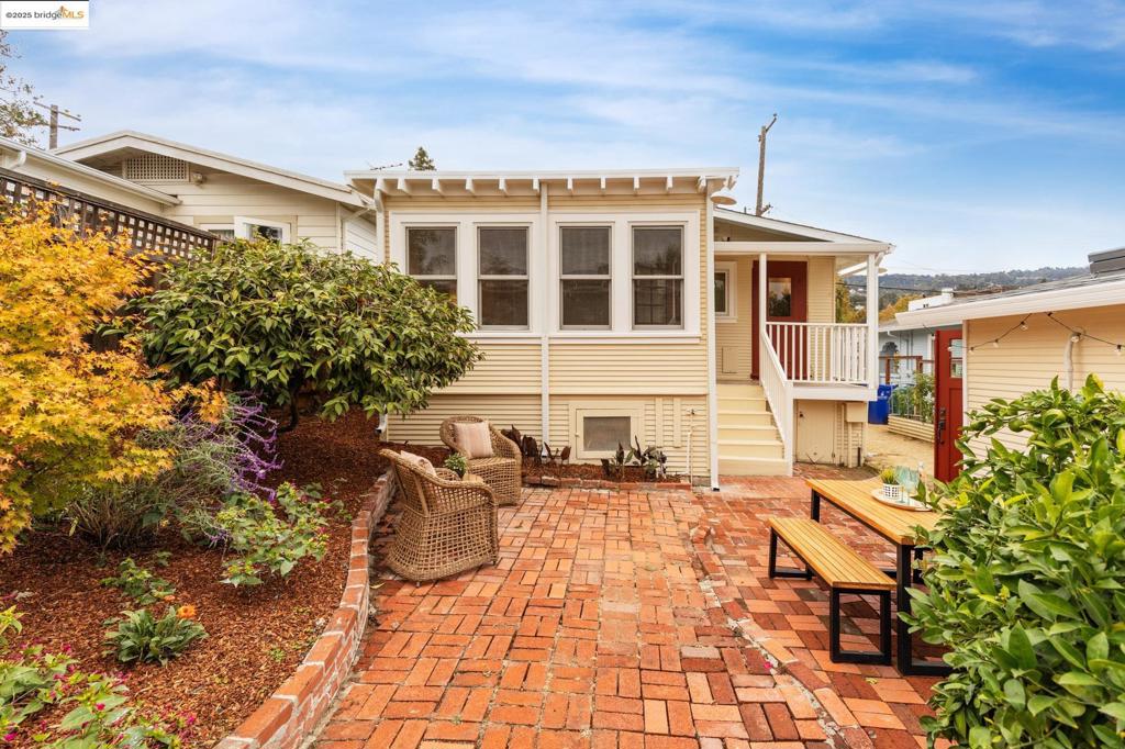 DIMOND DISTRICT - Residential
