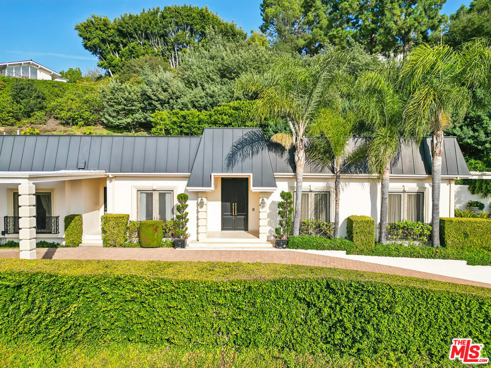 Properties 2 10825 Chalon Road