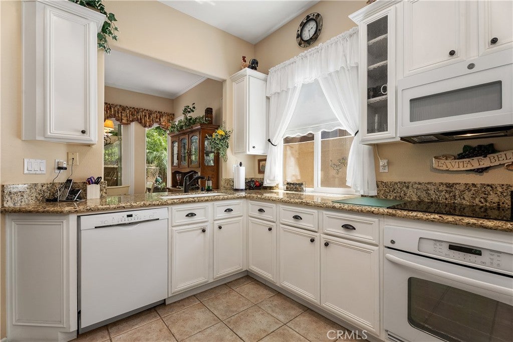 21488 Marana, Mission Viejo CA 92692 - Photo 9