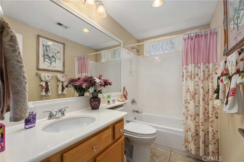 21488 Marana, Mission Viejo CA 92692 - Photo 17