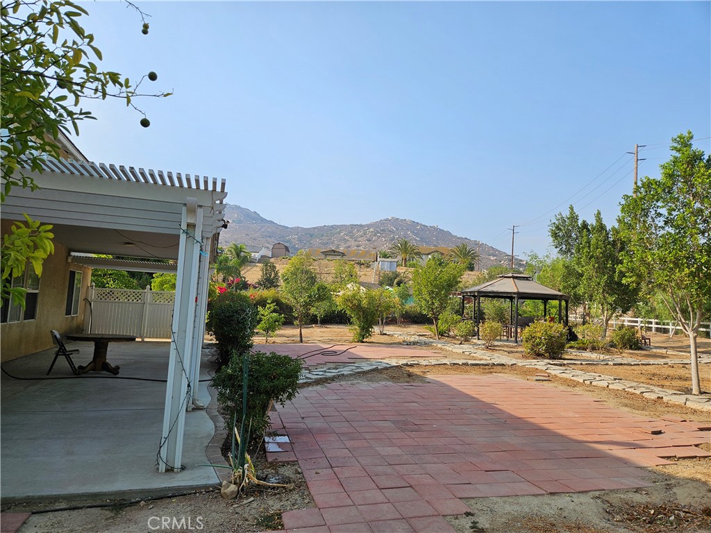410 Caliente Drive