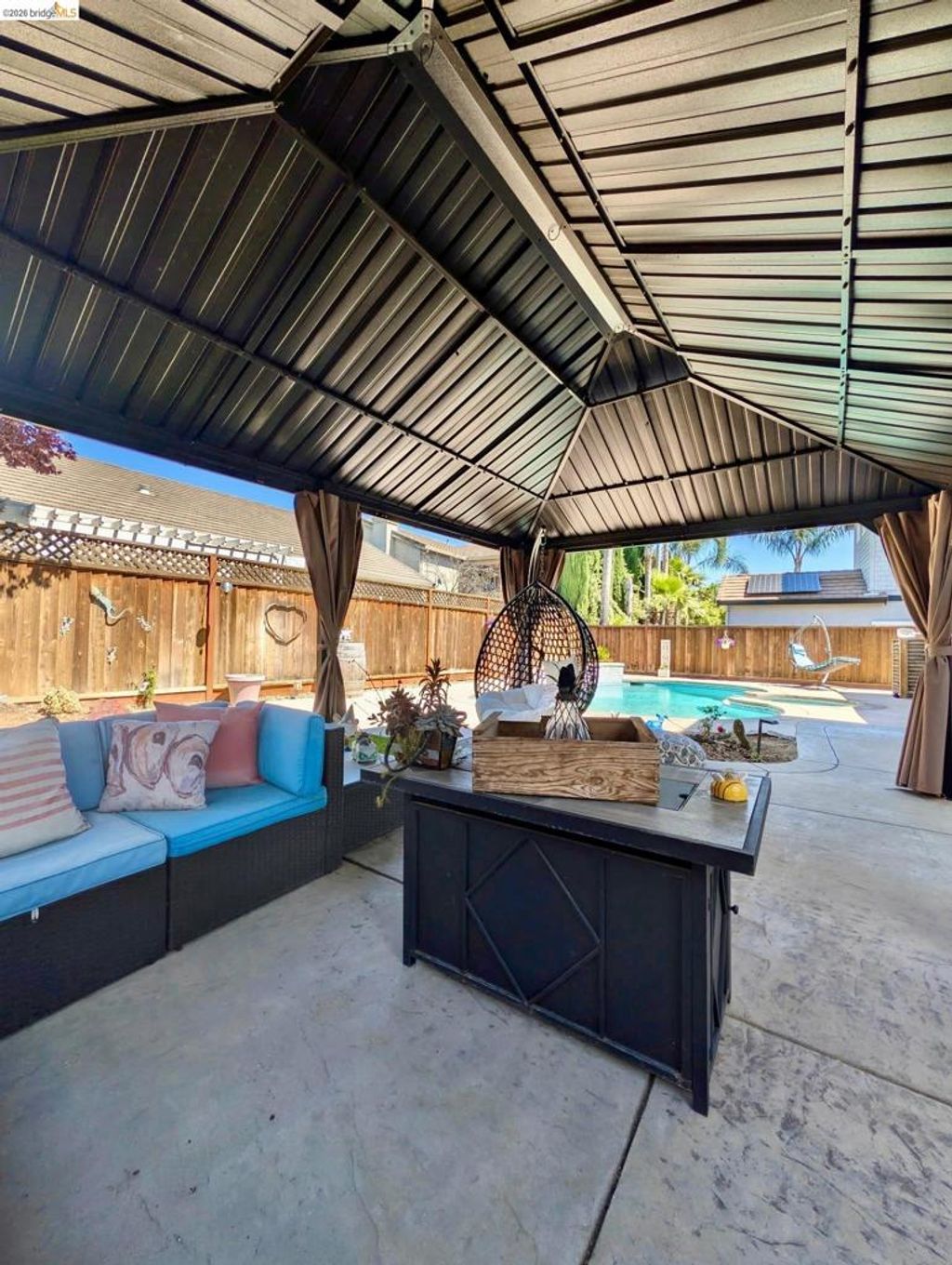 Photo of 2350 Winchester Loop, Discovery Bay, CA 94505 (MLS # 41129676)