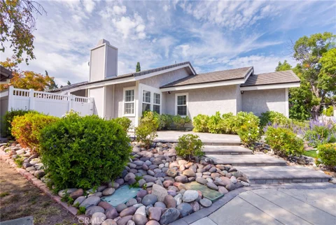 MLS: SR26169398