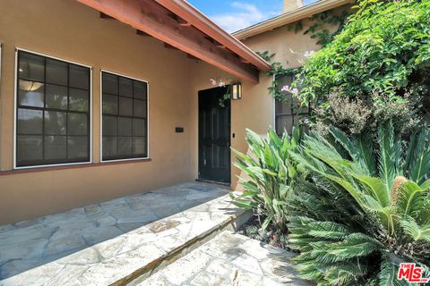 Photo of 1107 Alfred, Los Angeles, CA 90035 (MLS # 25623799)